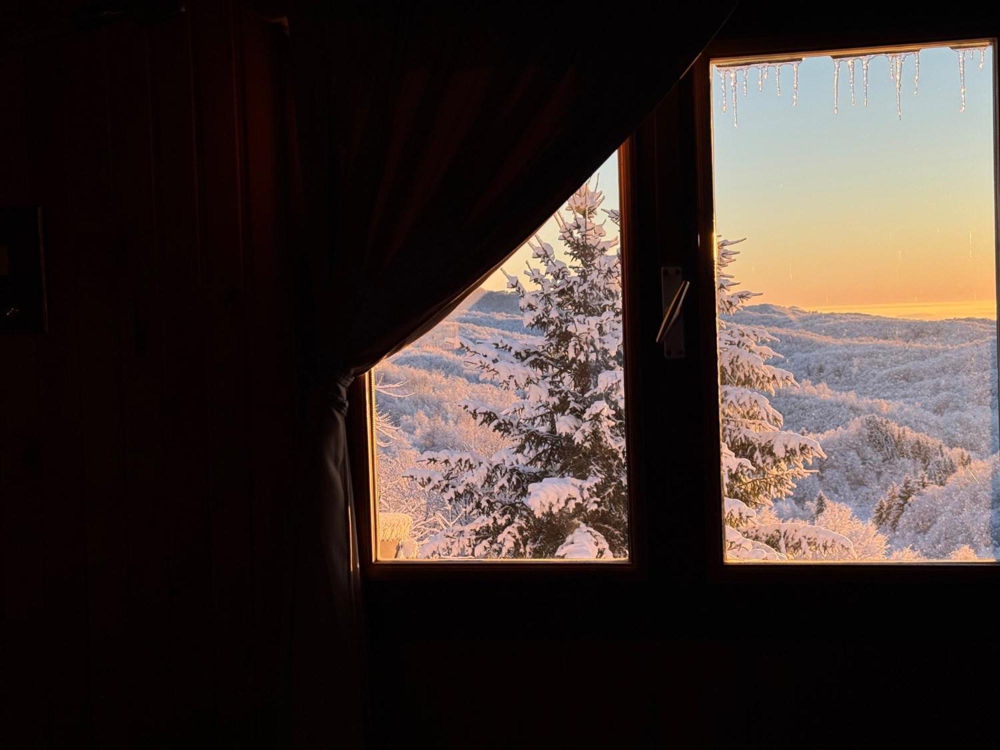 Guest House Lagotto'S Peak Radatovici Buitenkant foto